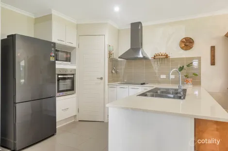 Property photo of 2 Somerville Circuit Murwillumbah NSW 2484