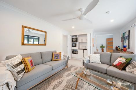 Property photo of 2 Wattle Street Bolton Point NSW 2283