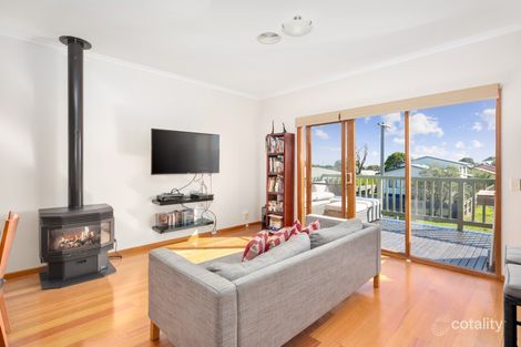 Property photo of 1 Boonderabbi Way Cowes VIC 3922