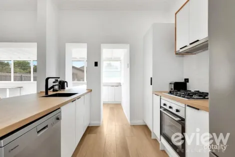 Property photo of 40 Anderson Street Werribee VIC 3030