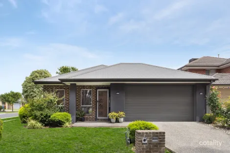 1 Staffordshire Pl, Lyndhurst, VIC 3975