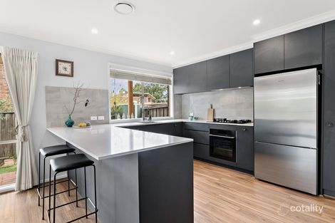 Property photo of 10 Brindalee Mews Chadstone VIC 3148