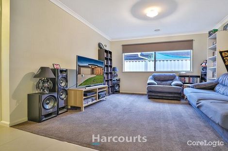 Property photo of 34 Warbler Street Pakenham VIC 3810