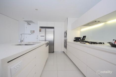 Property photo of 1403/1 Oracle Boulevard Broadbeach QLD 4218