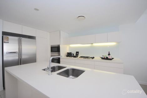Property photo of 1403/1 Oracle Boulevard Broadbeach QLD 4218