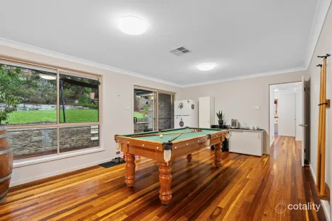 Property photo of 14 Crestview Place Lisarow NSW 2250