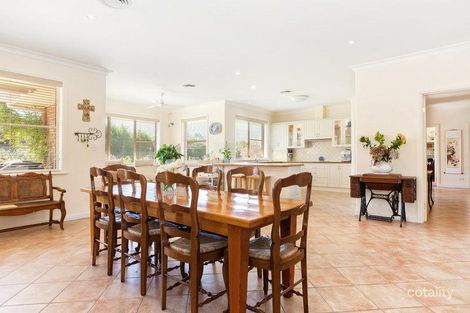 Property photo of 41 Leconfield Drive Bombira NSW 2850