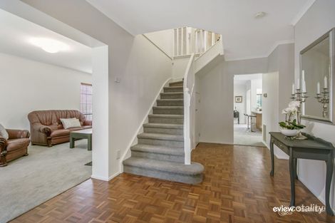 Property photo of 15 Cullen Close Berwick VIC 3806