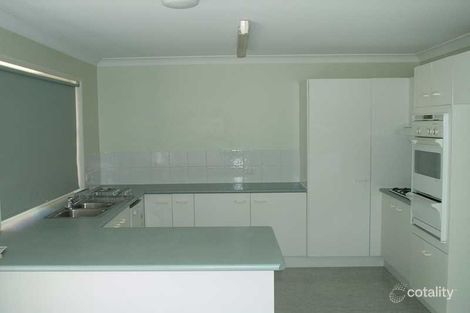 Property photo of 2 Willowtree Drive Flinders View QLD 4305
