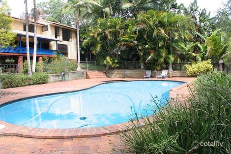 Property photo of 10 Nerrina Court Karana Downs QLD 4306