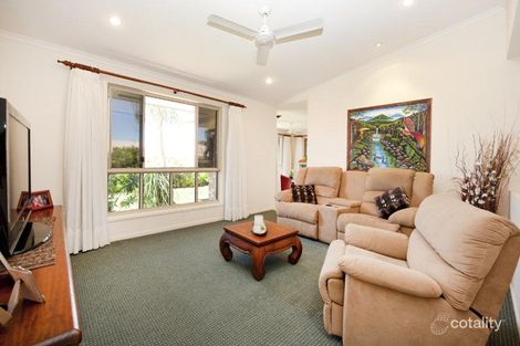 Property photo of 14 Collins Court Eimeo QLD 4740