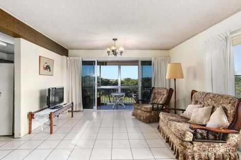 Property photo of 3/28 Marine Parade Southport QLD 4215