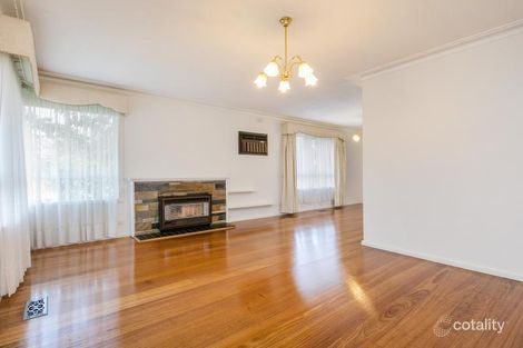 Property photo of 17 Greendale Road Bentleigh East VIC 3165