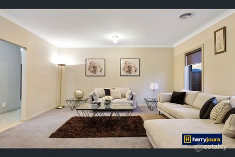 Property photo of 30 Penshurst Avenue Williams Landing VIC 3027