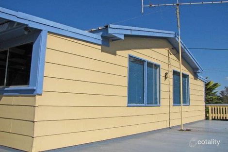 Property photo of 19 Heath Street Broulee NSW 2537