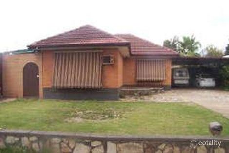 319 Bridge Rd, Para Hills, SA 5096