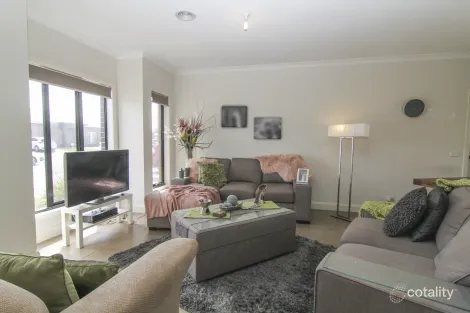 Property photo of 25 Triandra Drive Brookfield VIC 3338