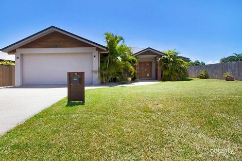 19 Palmetto St, Palm Cove, QLD 4879