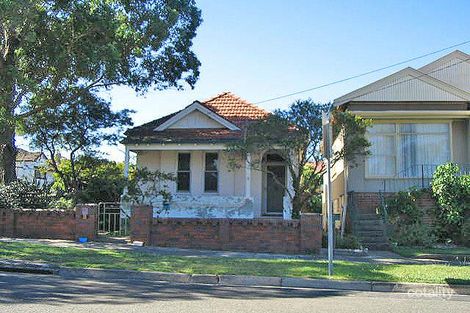 2 Arthur St, Carlton, NSW 2218