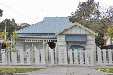 Property photo of 18 Aintree Road Glen Iris VIC 3146