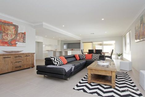 Property photo of 2/13 Bellairs Road Kardinya WA 6163