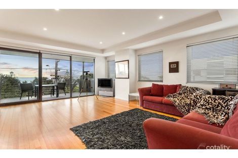 Property photo of 43 Ormond Esplanade Elwood VIC 3184