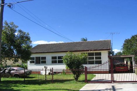 Property photo of 23 Dan Crescent Colyton NSW 2760