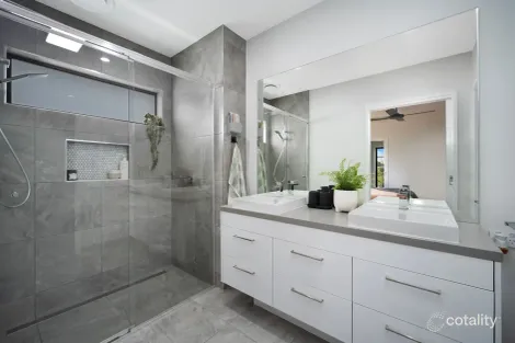 Property photo of 100 Wangoom Road Warrnambool VIC 3280