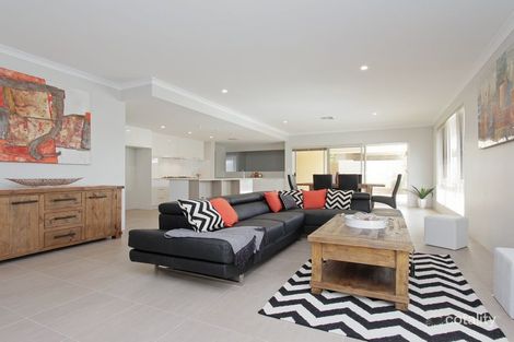 Property photo of 27B Traylen Road Bayswater WA 6053