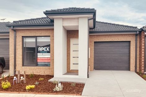 Property photo of 56 Rialto Circuit Craigieburn VIC 3064