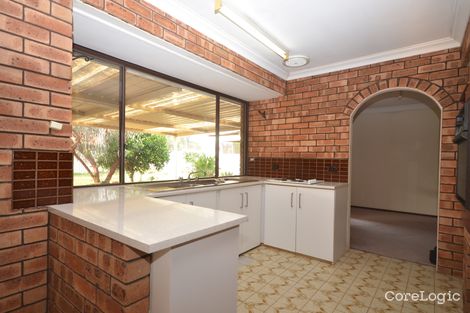 Property photo of 26 Fagence Way Thornlie WA 6108