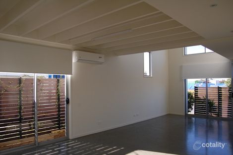 Property photo of 5 Emily Way Varsity Lakes QLD 4227