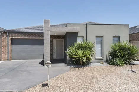 1/13 Ranfurlie Cct, Melton West, VIC 3337