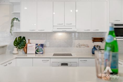 Property photo of 1 Vanda Close Drewvale QLD 4116