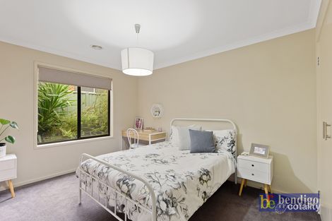 Property photo of 11 Roxburgh Crescent Junortoun VIC 3551