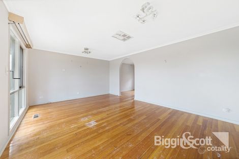 Property photo of 11 Beverley Place Keysborough VIC 3173