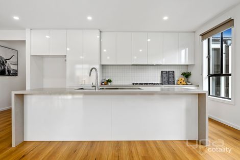 Property photo of 17 Chromite Circuit Weir Views VIC 3338