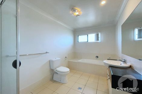 Property photo of 2/35 Clarence Street Calamvale QLD 4116