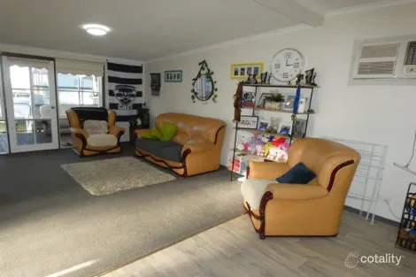 Property photo of 31 Walker Street Donald VIC 3480