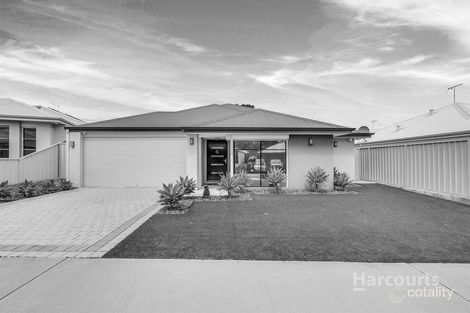 Property photo of 4 Dearwood Glade Meadow Springs WA 6210