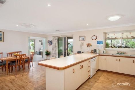 Property photo of 30 Amaroo Street Kooringal NSW 2650