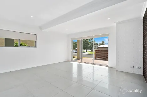 Property photo of 32 Headland Parade Barrack Point NSW 2528