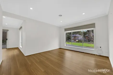 Property photo of 21/5 Delacombe Drive Mill Park VIC 3082