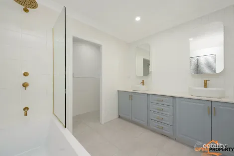Property photo of 19 Winston Crescent Kirwan QLD 4817
