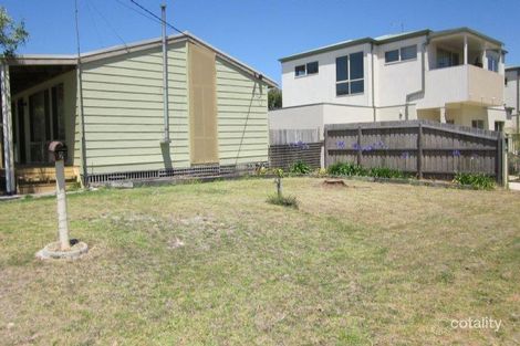 2 Walter St, Safety Beach, VIC 3936