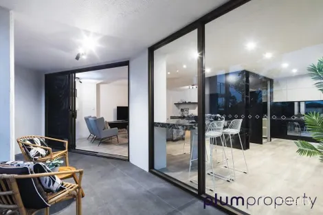 Property photo of 37/12 Bryce Street St Lucia QLD 4067