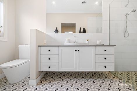Property photo of 14 Grandvista Boulevard Werribee VIC 3030