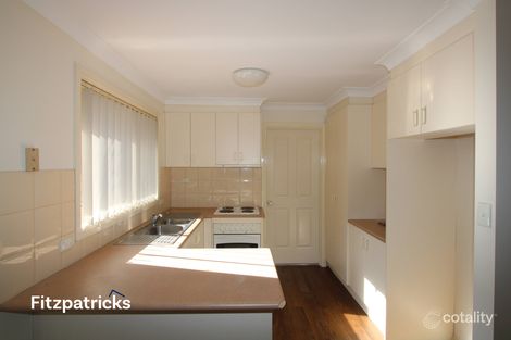 Property photo of 2/3A Lake Street Lake Albert NSW 2650