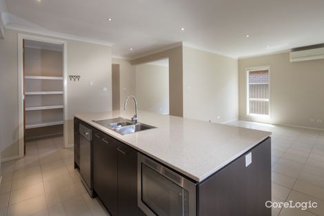 Property photo of 14 Rowland Place Jordan Springs NSW 2747