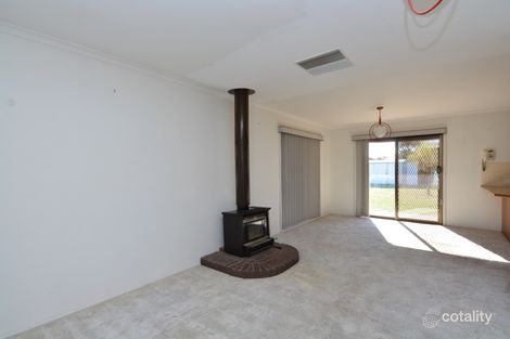 Property photo of 31 Nardoo Street Red Cliffs VIC 3496